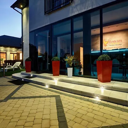 Fenix Bed & Breakfast *